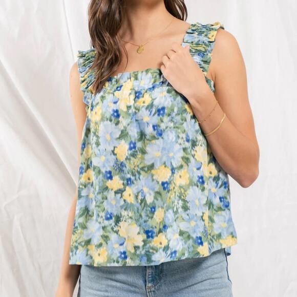 NWT Ruched Strap Floral Top Size Small - Picture 3 of 4